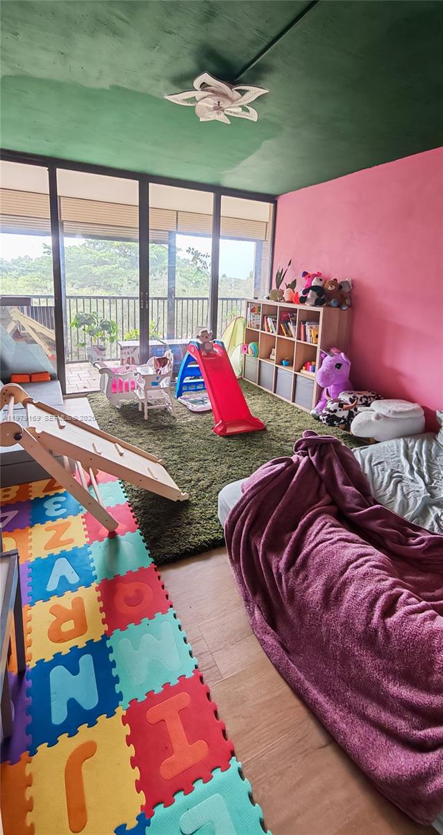 GRANDVIEW AT EMERALD HILLD - Residential