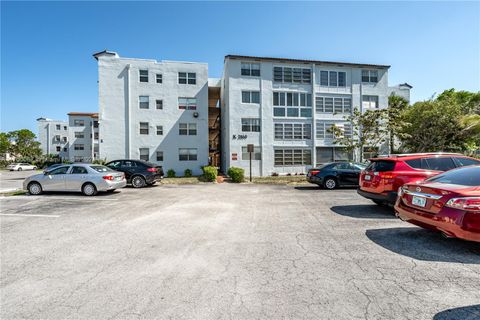 A home in Lauderdale Lakes