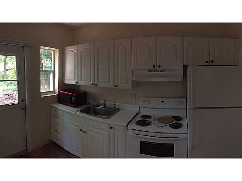 HOLMBERG & MC KEES SUB 1- - Residential Lease