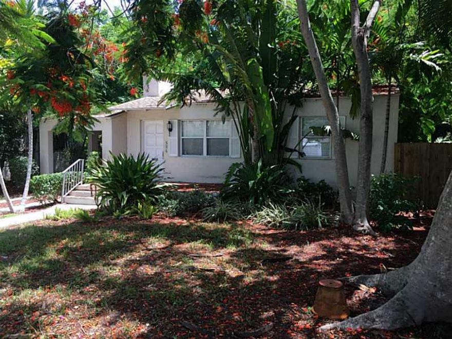 LOCATION! LOCATION! LOCATION! This charming one story single family home is located in the heart of Victoria Park on a 8100 SF lot offering a huge backyard. A major plus for  a pet owner. The property is walking distance to Las Olas, many restaurants and  shopping. Home offers a brand new compressor and the HVAC was just serviced. New toilet and faucets and comes with shades. The property is move in ready and the owner is very accommodating. Stress free living in highly sought out area. washer/dryer includ