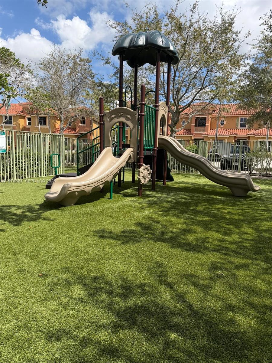 PEMBROKE CAY CONDO - Residential