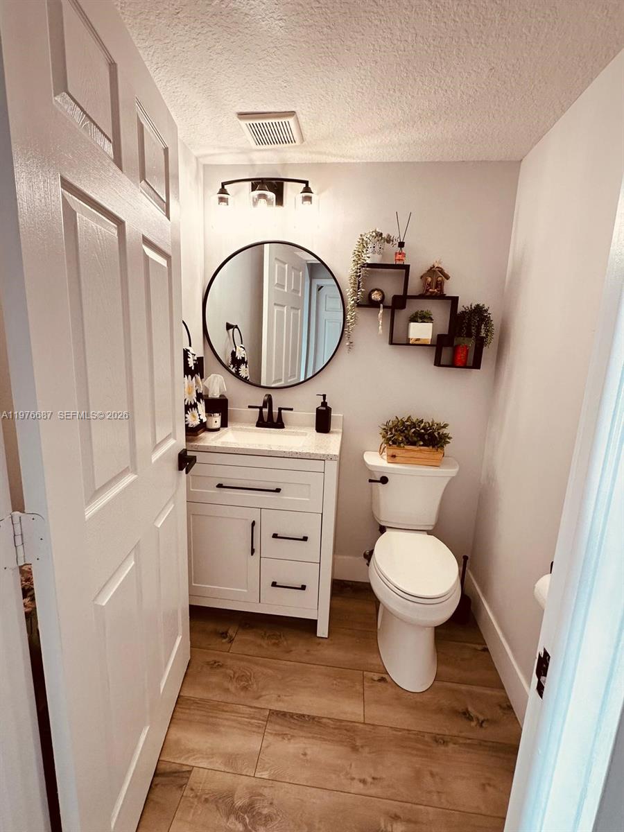 PEMBROKE CAY CONDO - Residential