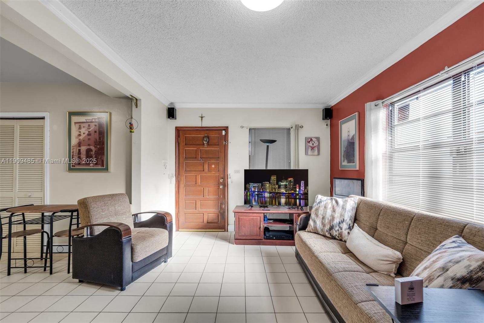 WESTLAWN-CORRECTED PLAT - Residential