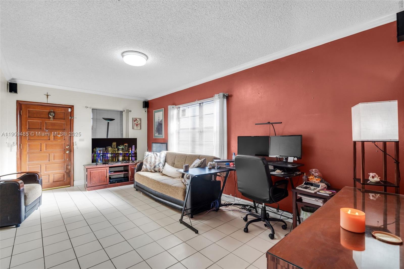 WESTLAWN-CORRECTED PLAT - Residential