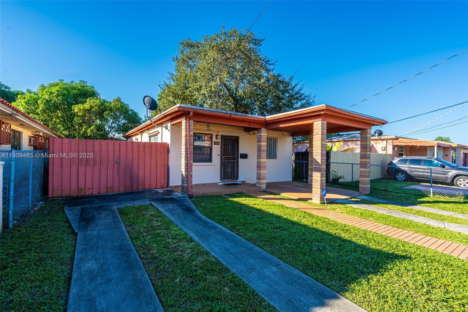 WESTLAWN-CORRECTED PLAT - Residential