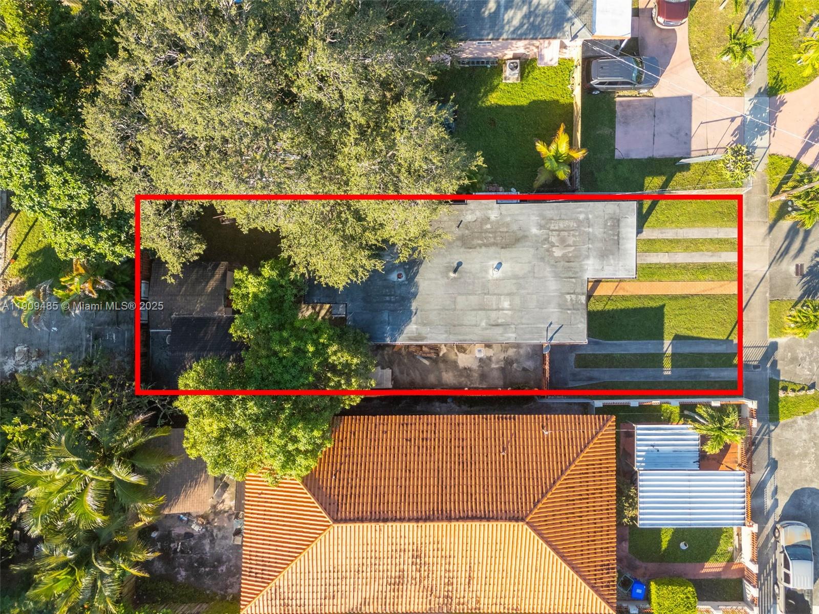 WESTLAWN-CORRECTED PLAT - Residential