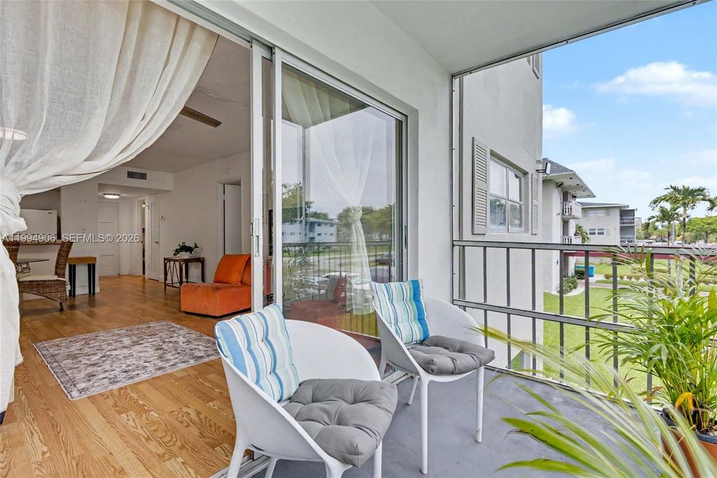 Photo of 1000 Hillcrest Ct #215, Hollywood, FL 33021 (MLS # A11994906)