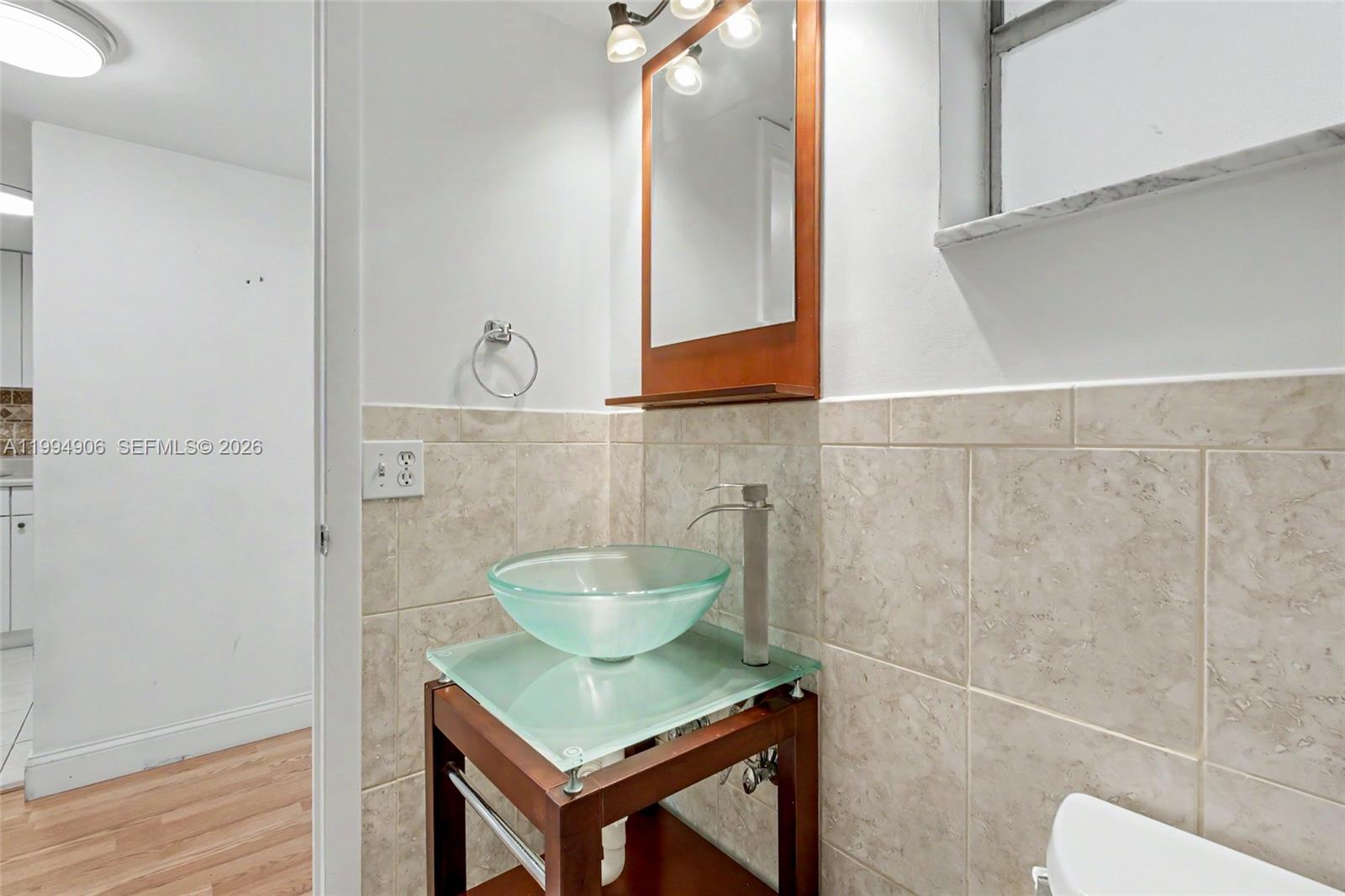 HILLCREST NO 4 CONDO - Residential