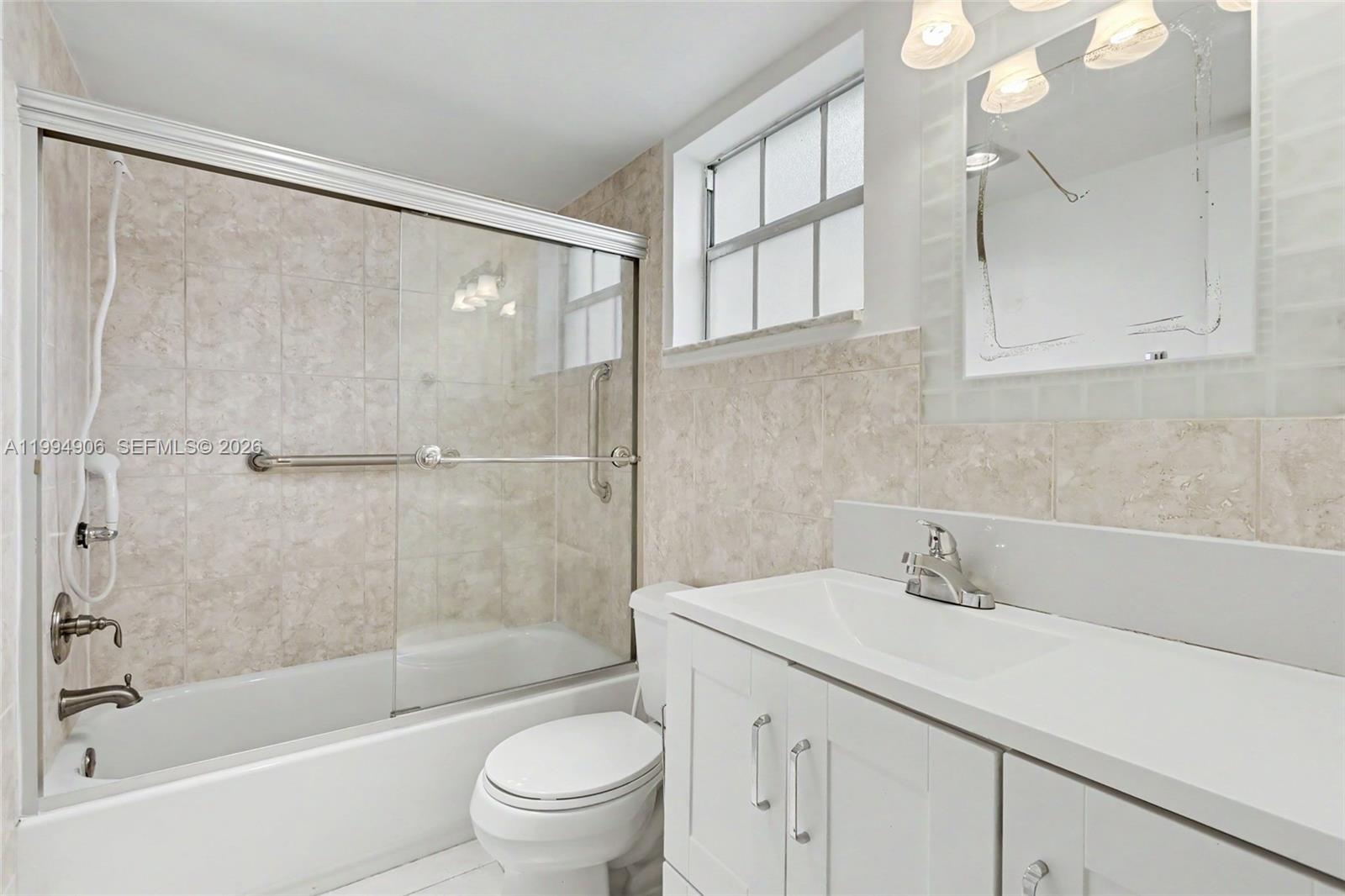 HILLCREST NO 4 CONDO - Residential