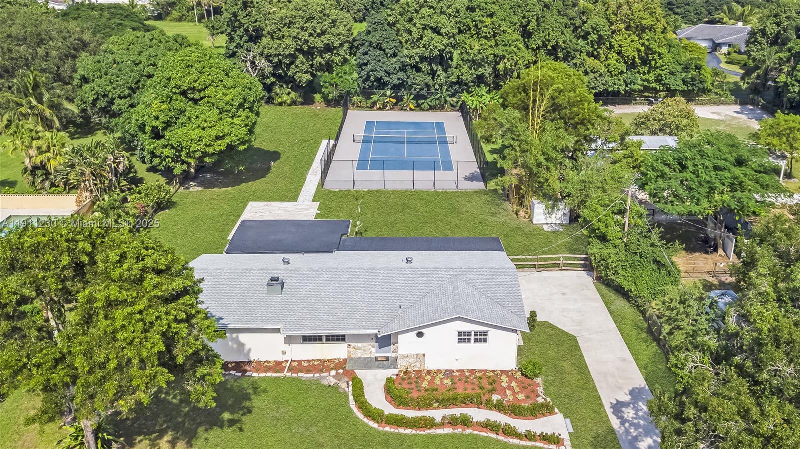 FLA FRUIT LANDS CO - Residential