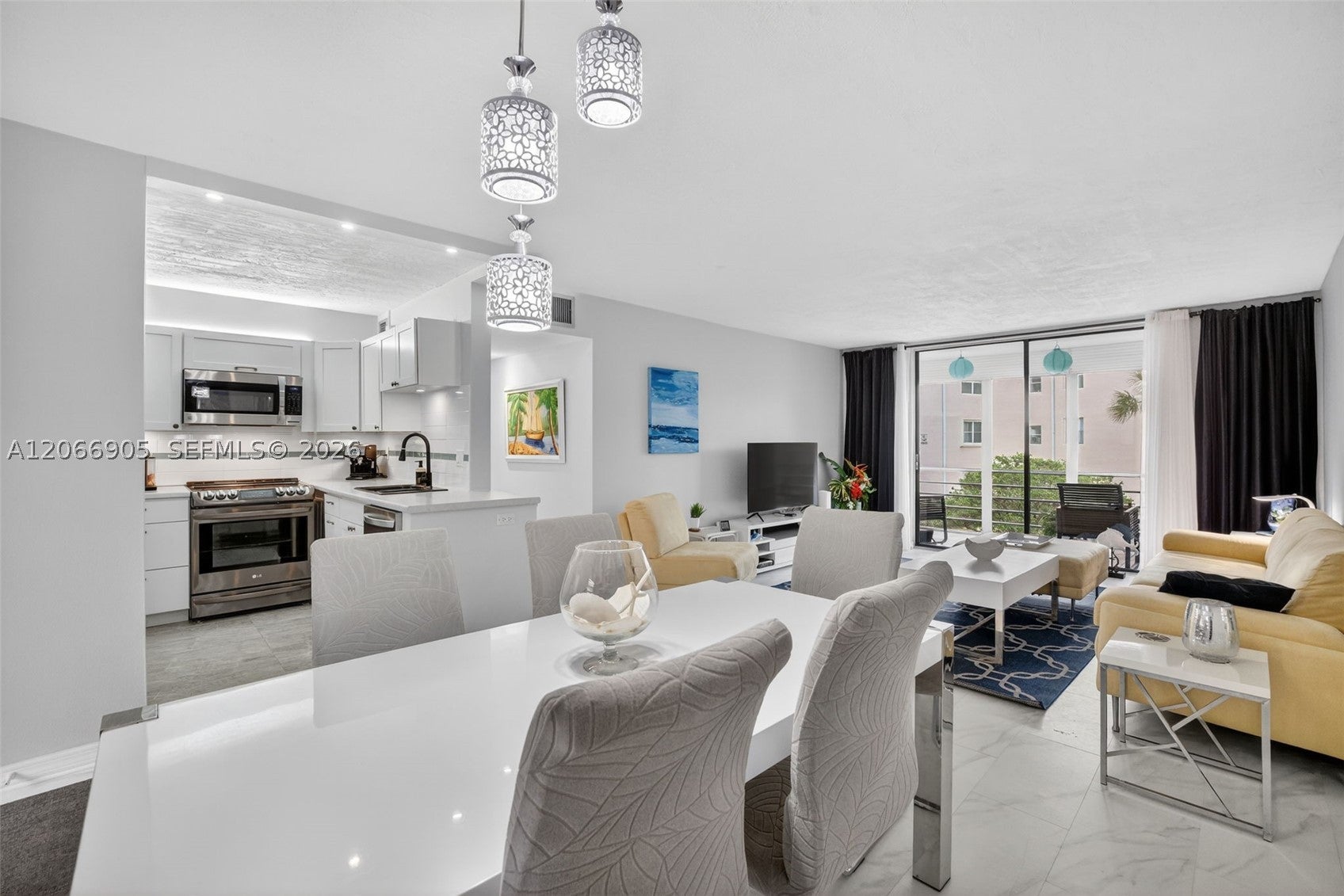 2801 Somerset Dr 205, Lauderdale Lakes FL 33311