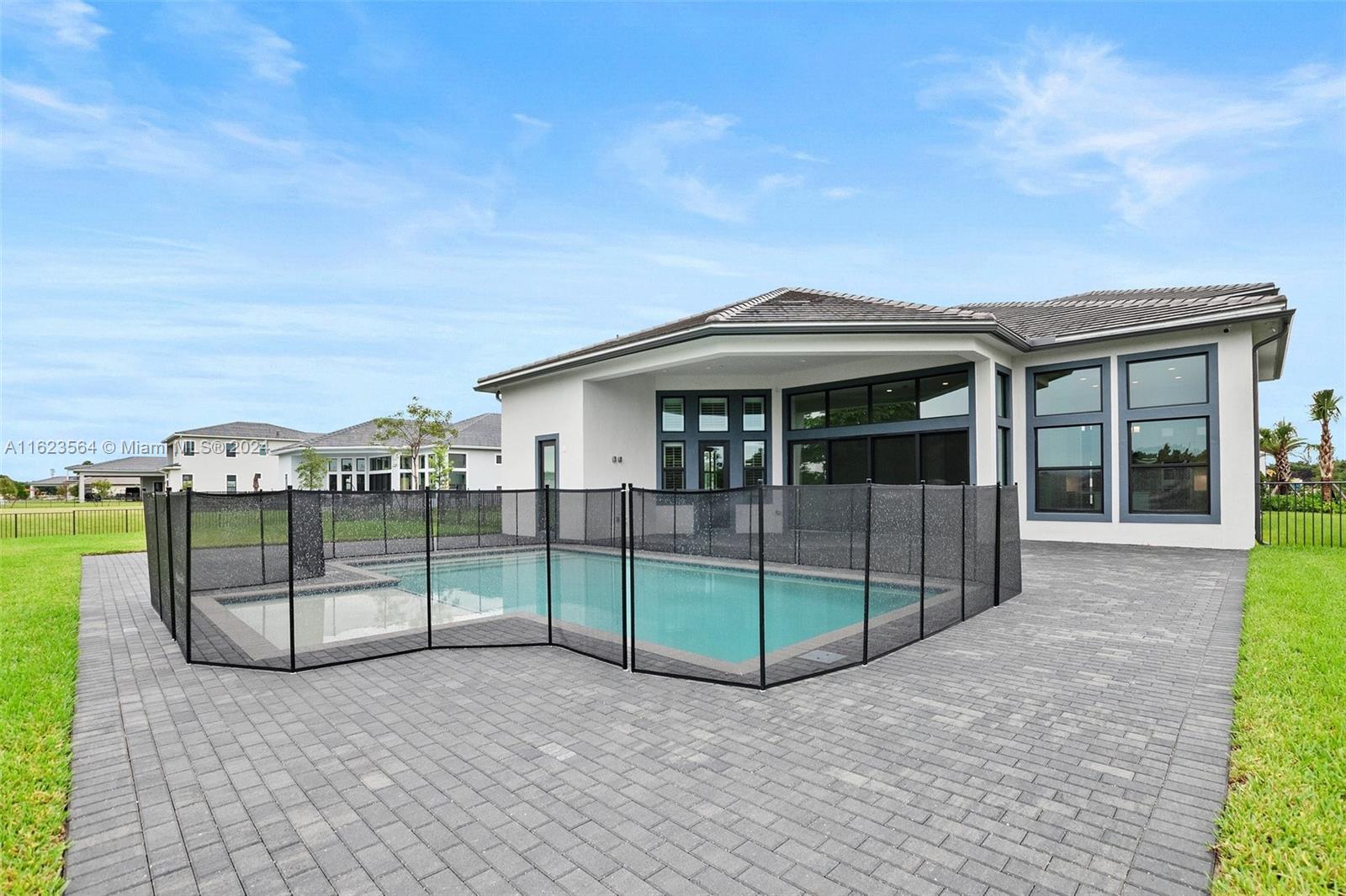 MILLCREEK RANCHES - Residential