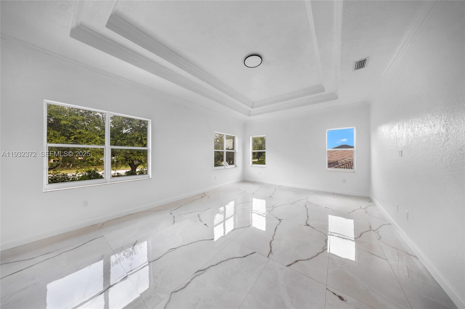 SUNSET LAKES PLAT ONE - Residential