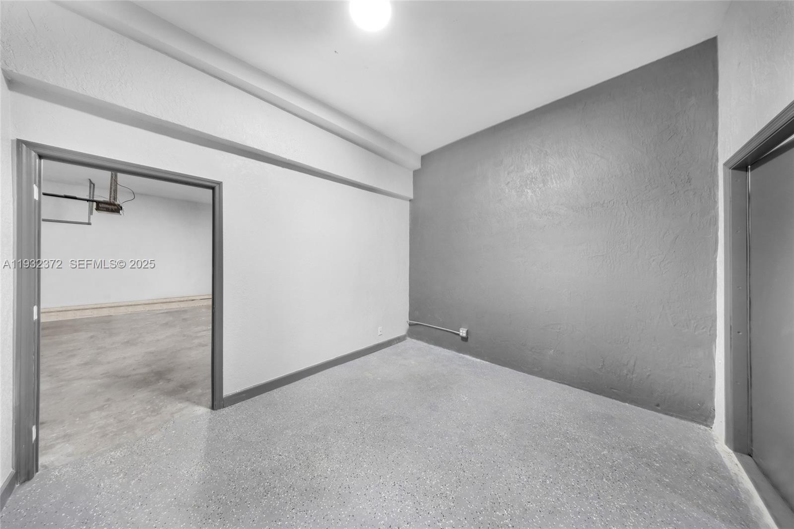 SUNSET LAKES PLAT ONE - Residential