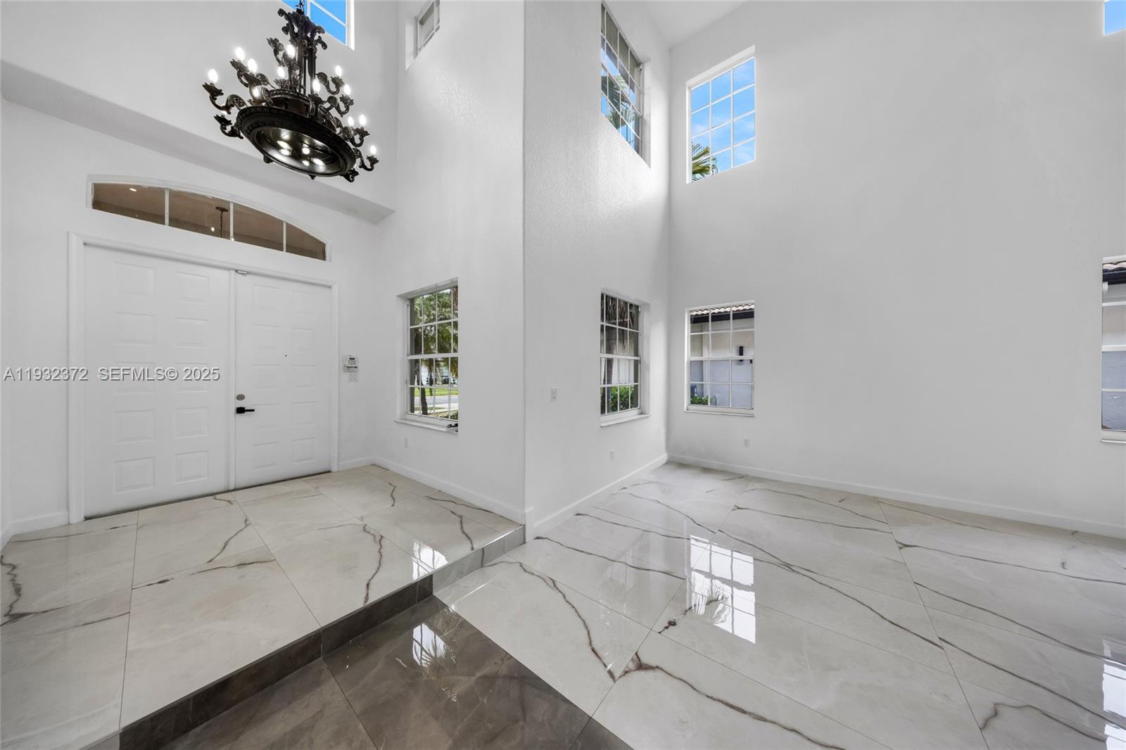 SUNSET LAKES PLAT ONE - Residential