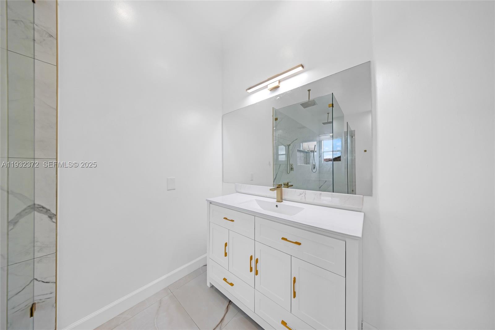 SUNSET LAKES PLAT ONE - Residential