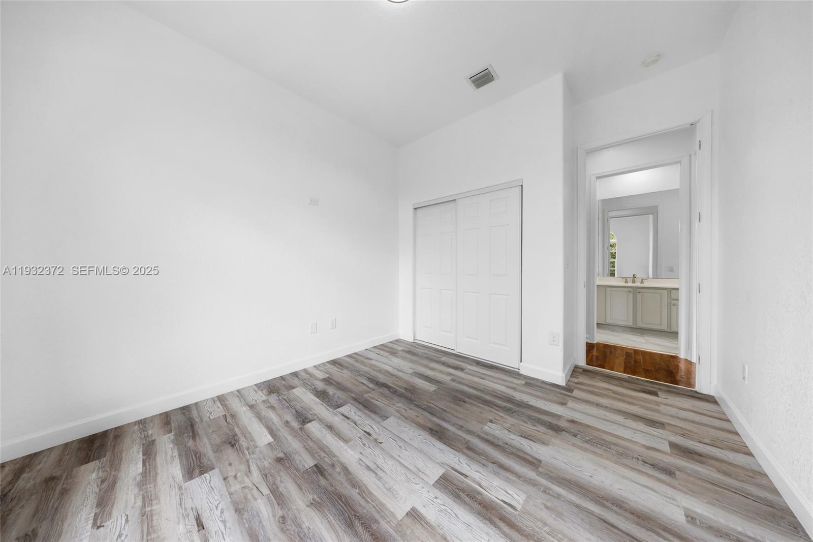 SUNSET LAKES PLAT ONE - Residential