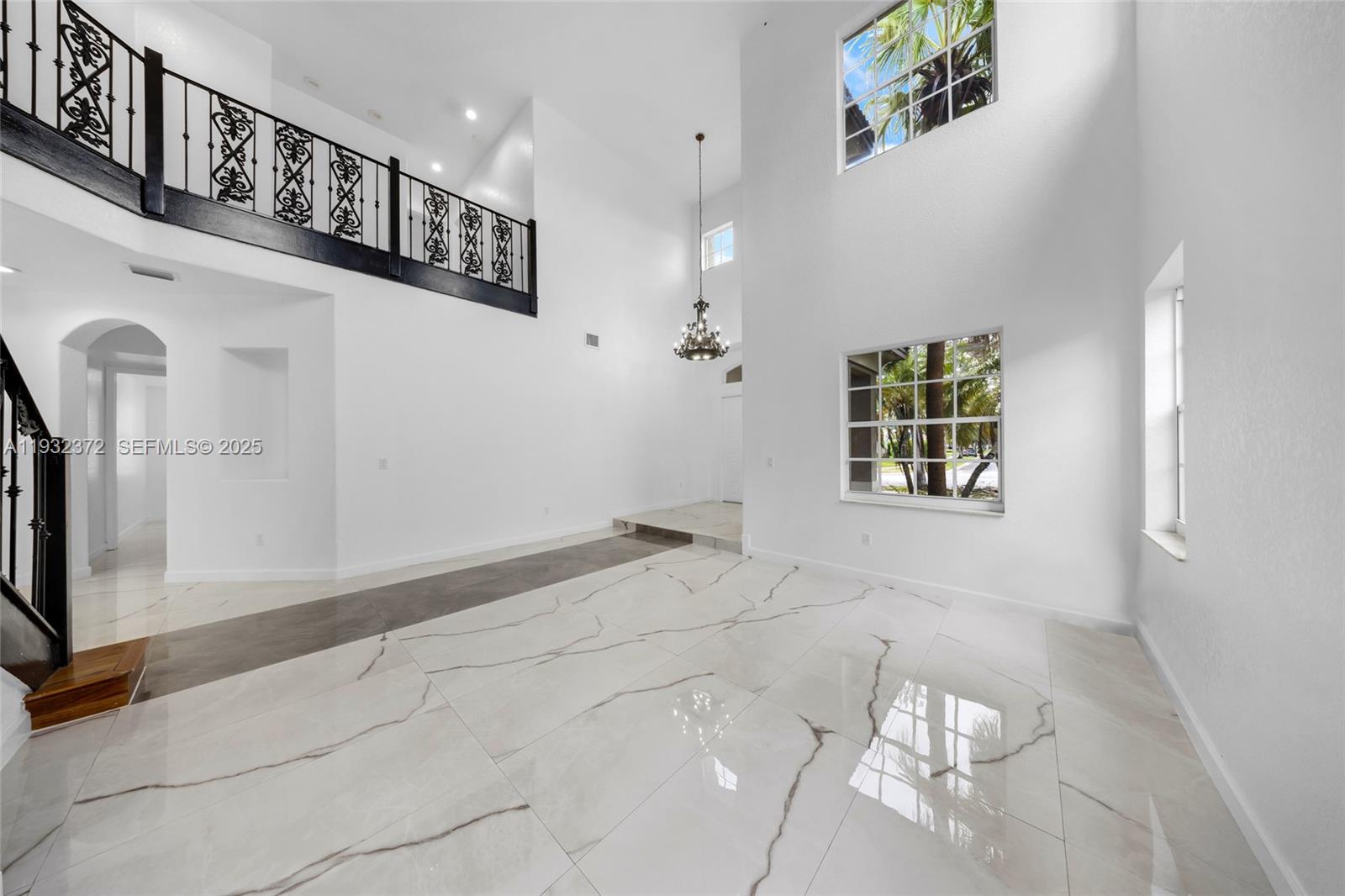 SUNSET LAKES PLAT ONE - Residential