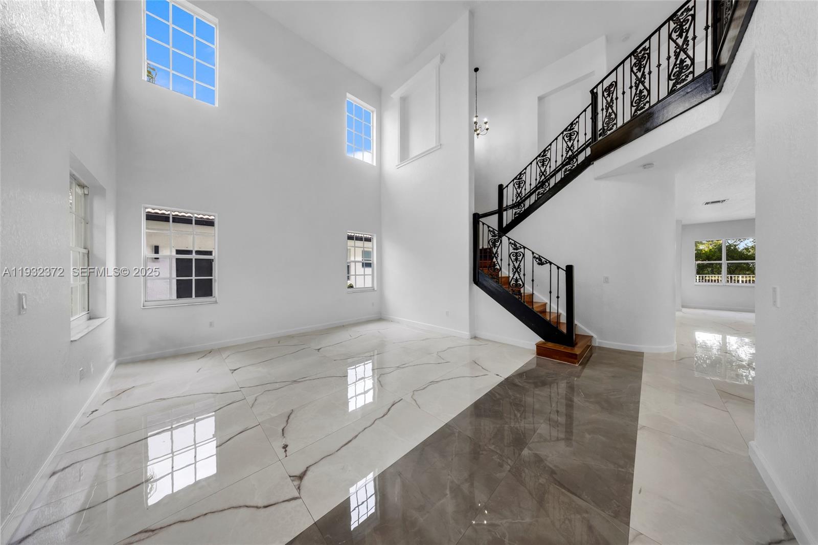 SUNSET LAKES PLAT ONE - Residential