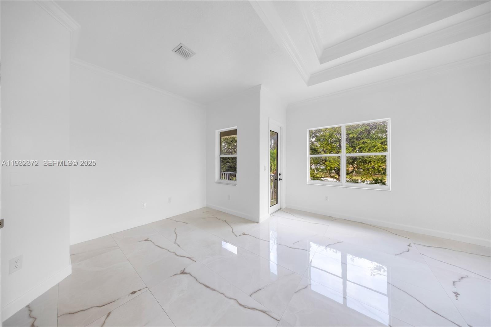 SUNSET LAKES PLAT ONE - Residential