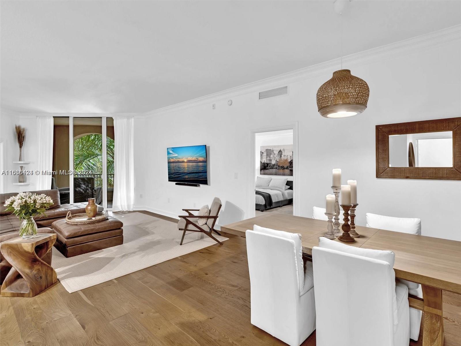 ALAQUA CONDO - Residential