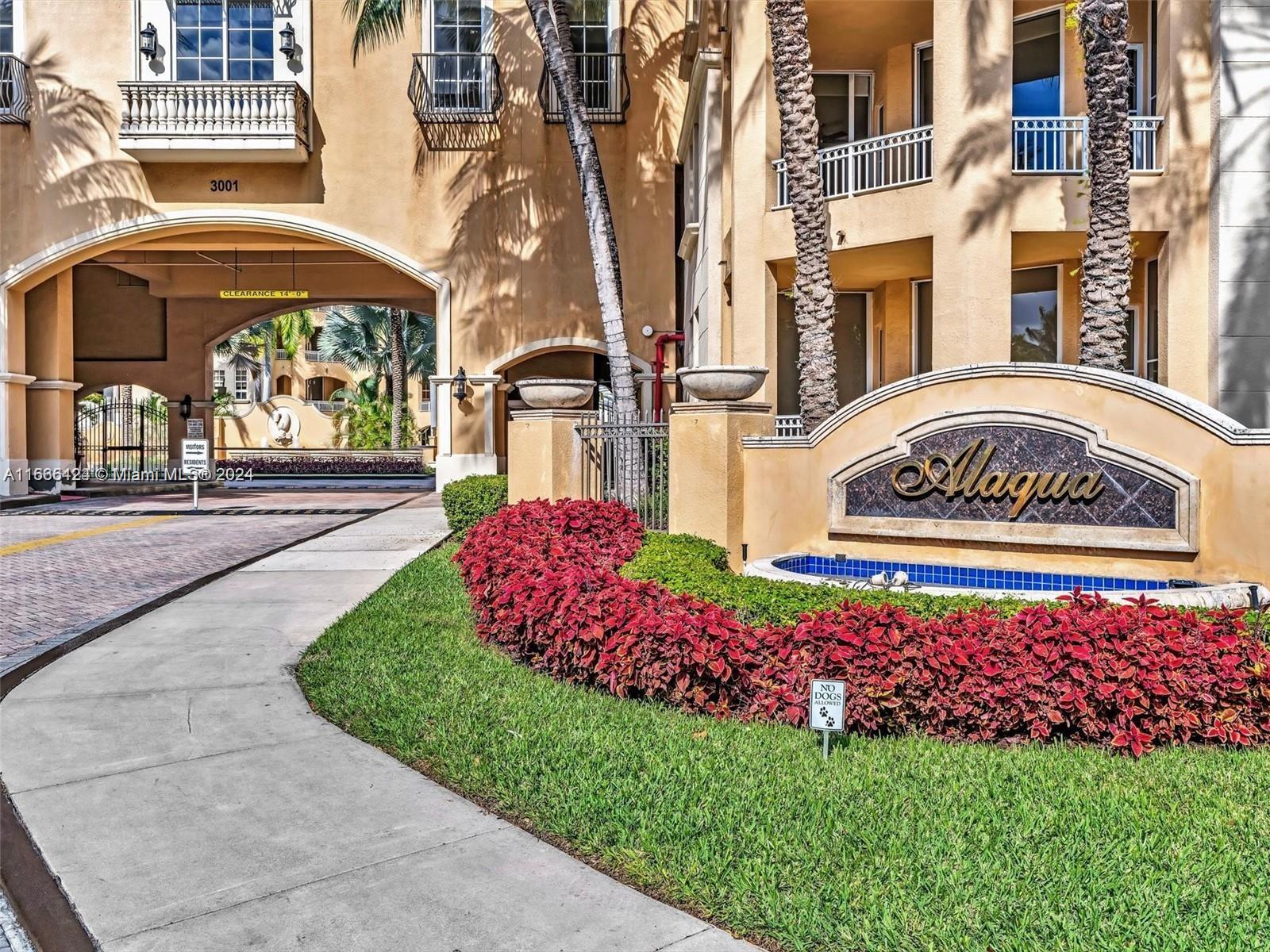 ALAQUA CONDO - Residential