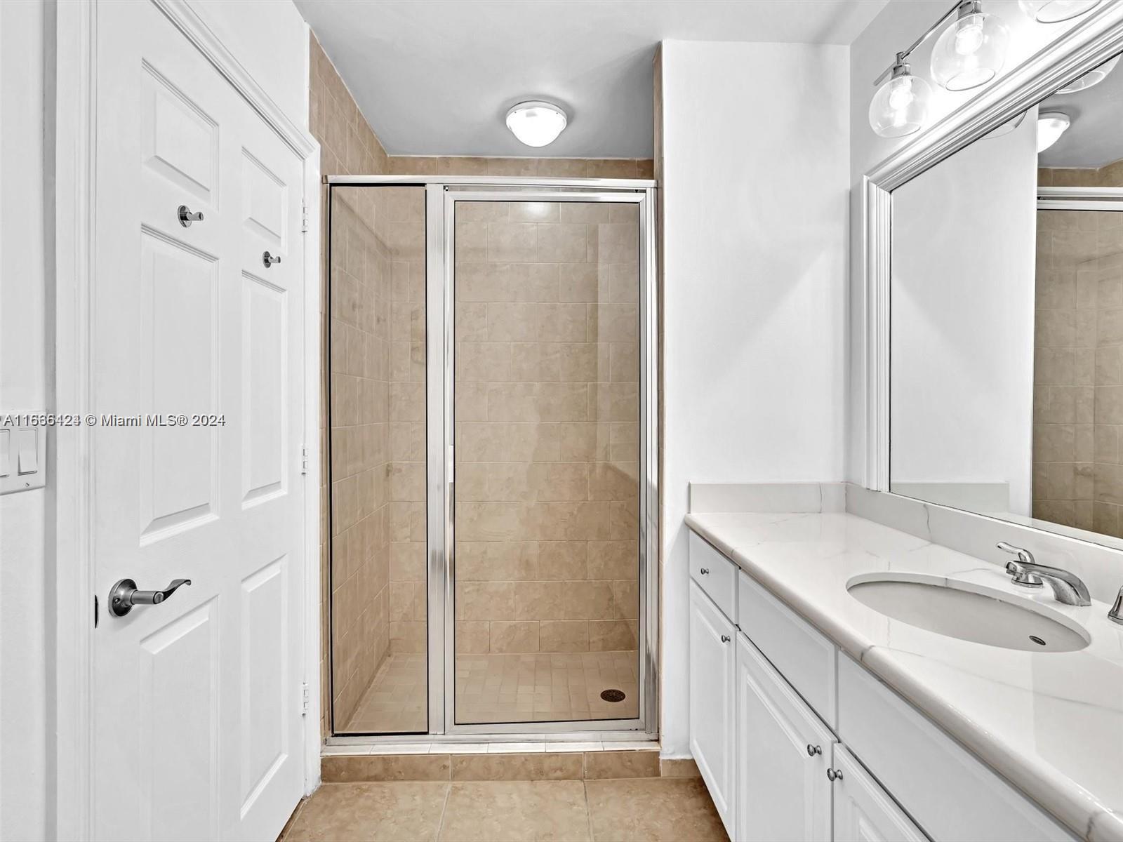 ALAQUA CONDO - Residential