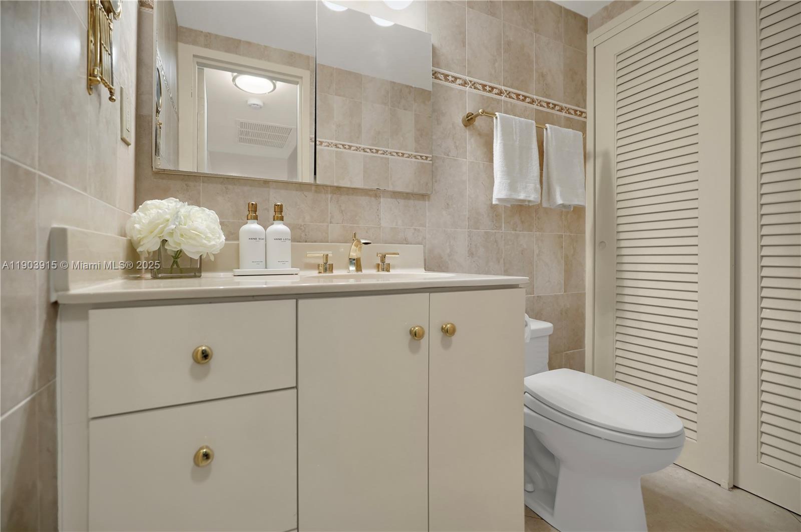 MIMOSA CONDO - Residential Lease