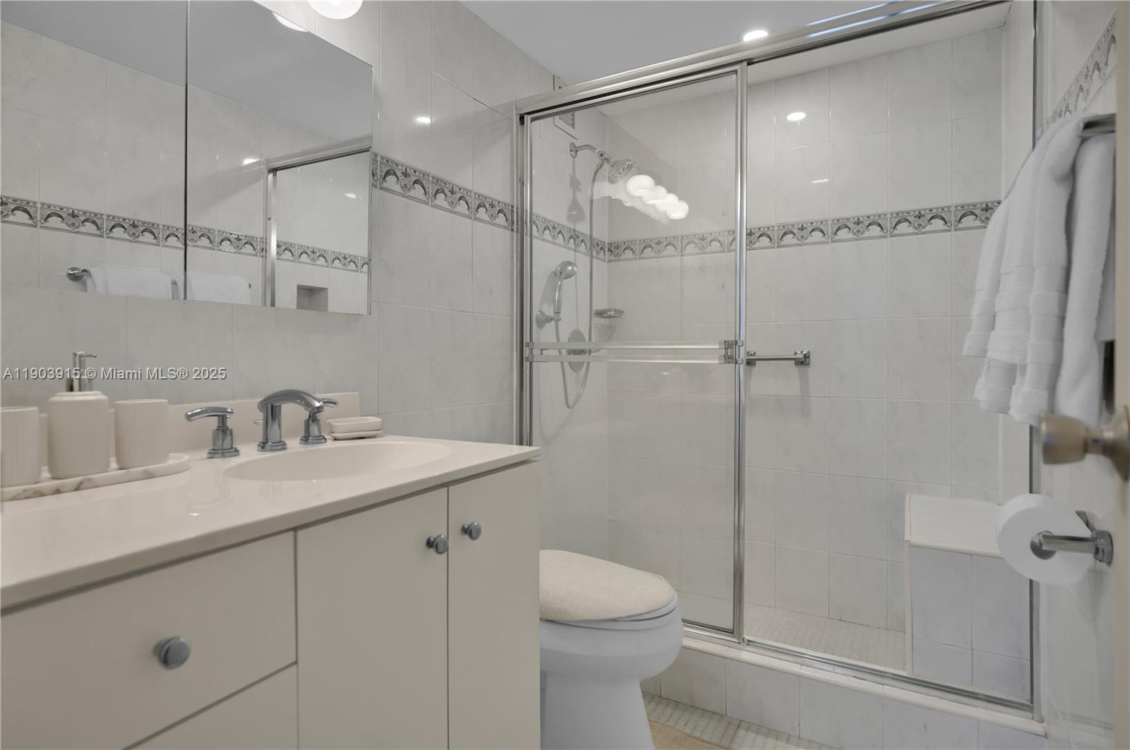 MIMOSA CONDO - Residential Lease