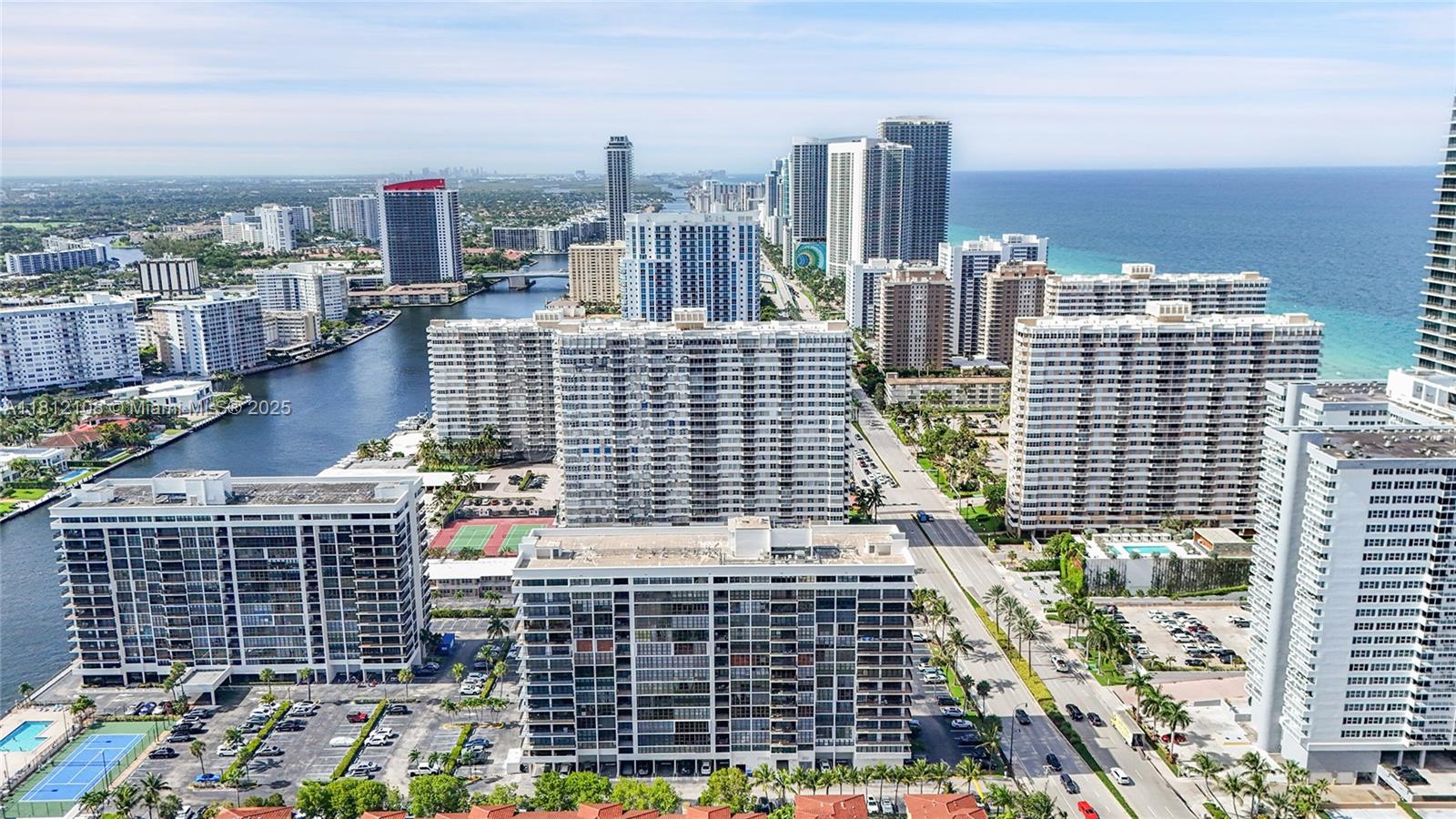 AVANT GARDE CONDO - Residential Lease