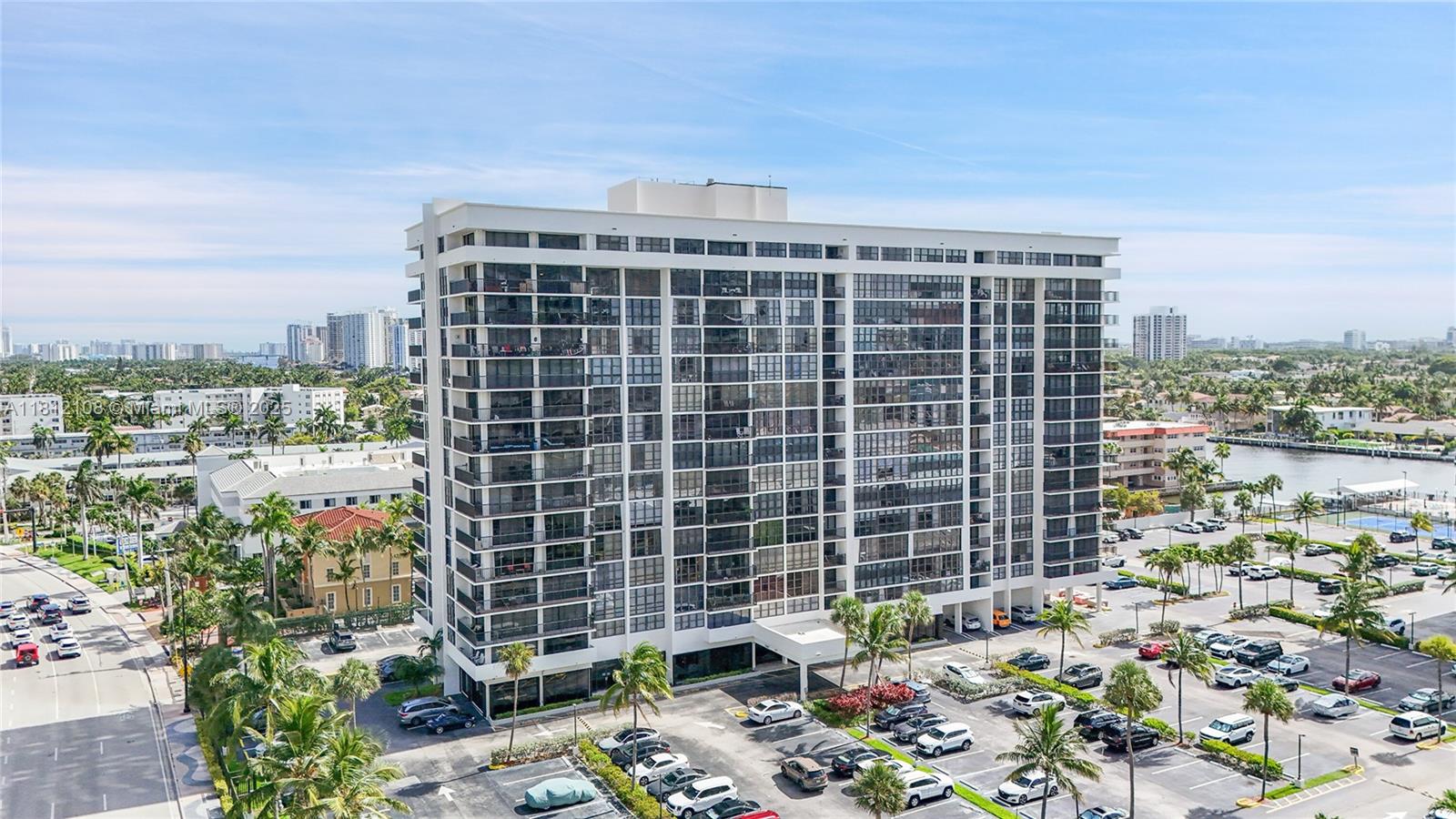 AVANT GARDE CONDO - Residential Lease