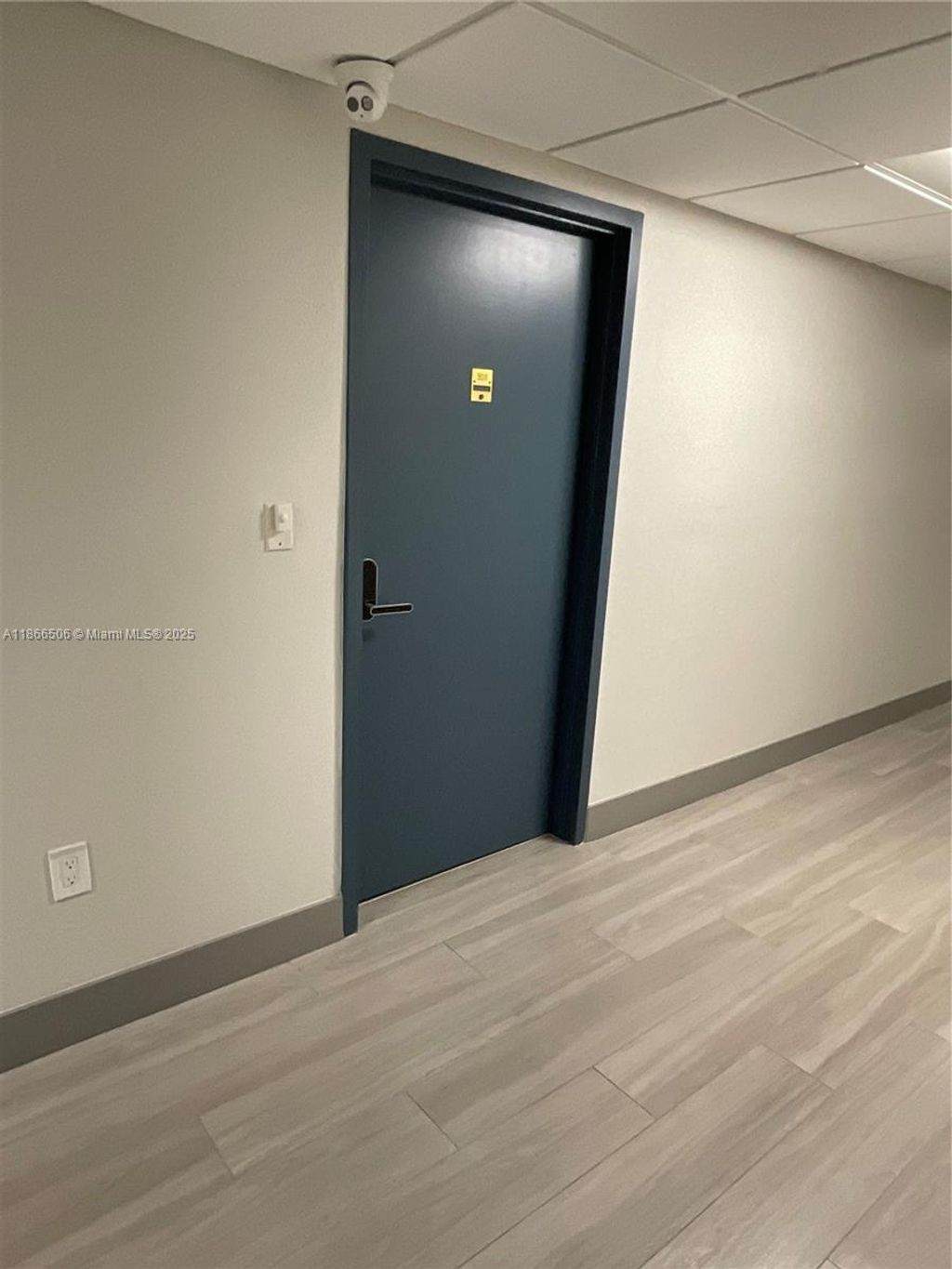 Photo of 919 Hillcrest Dr #308, Hollywood, FL 33021 (MLS # A11866506)