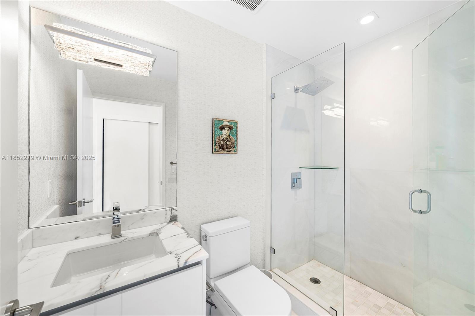 PARQUE TOWERS CONDO - Residential