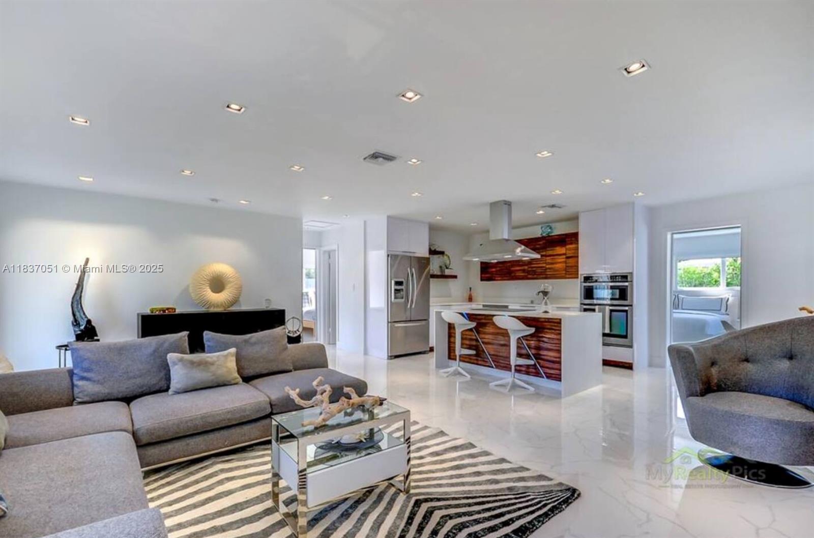 FAIRWAY PARK SEC 3 - Residential Lease