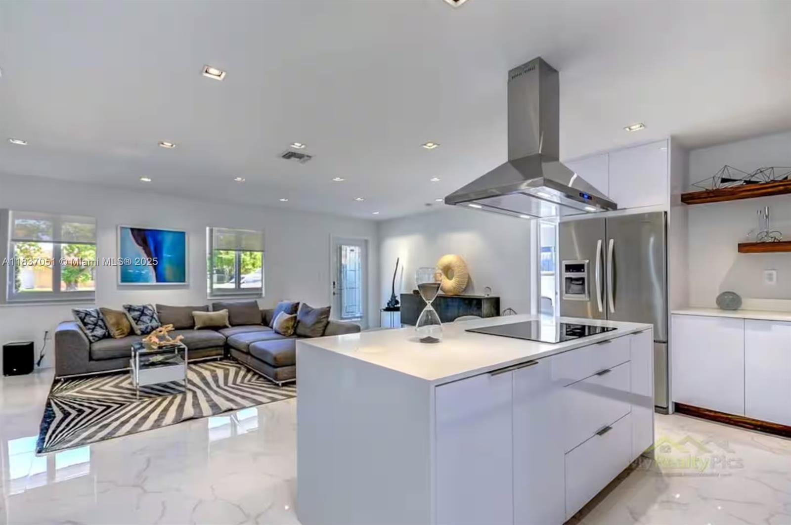 FAIRWAY PARK SEC 3 - Residential Lease