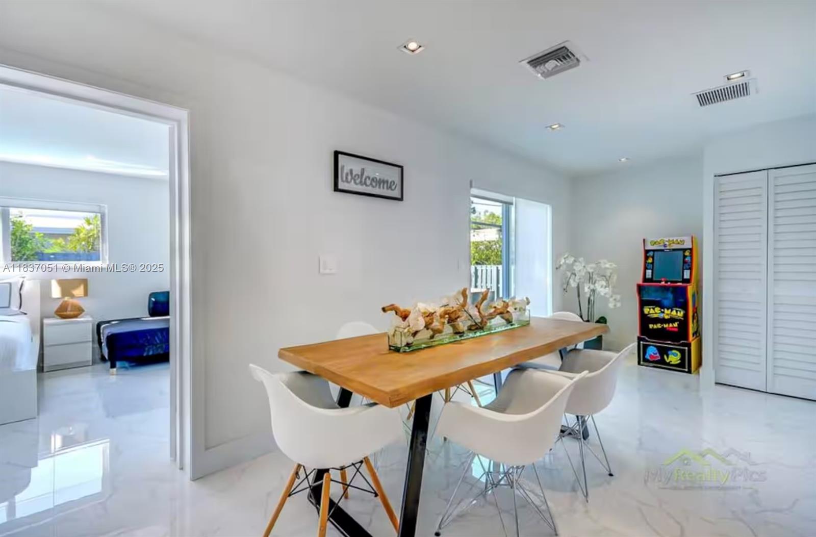 FAIRWAY PARK SEC 3 - Residential Lease