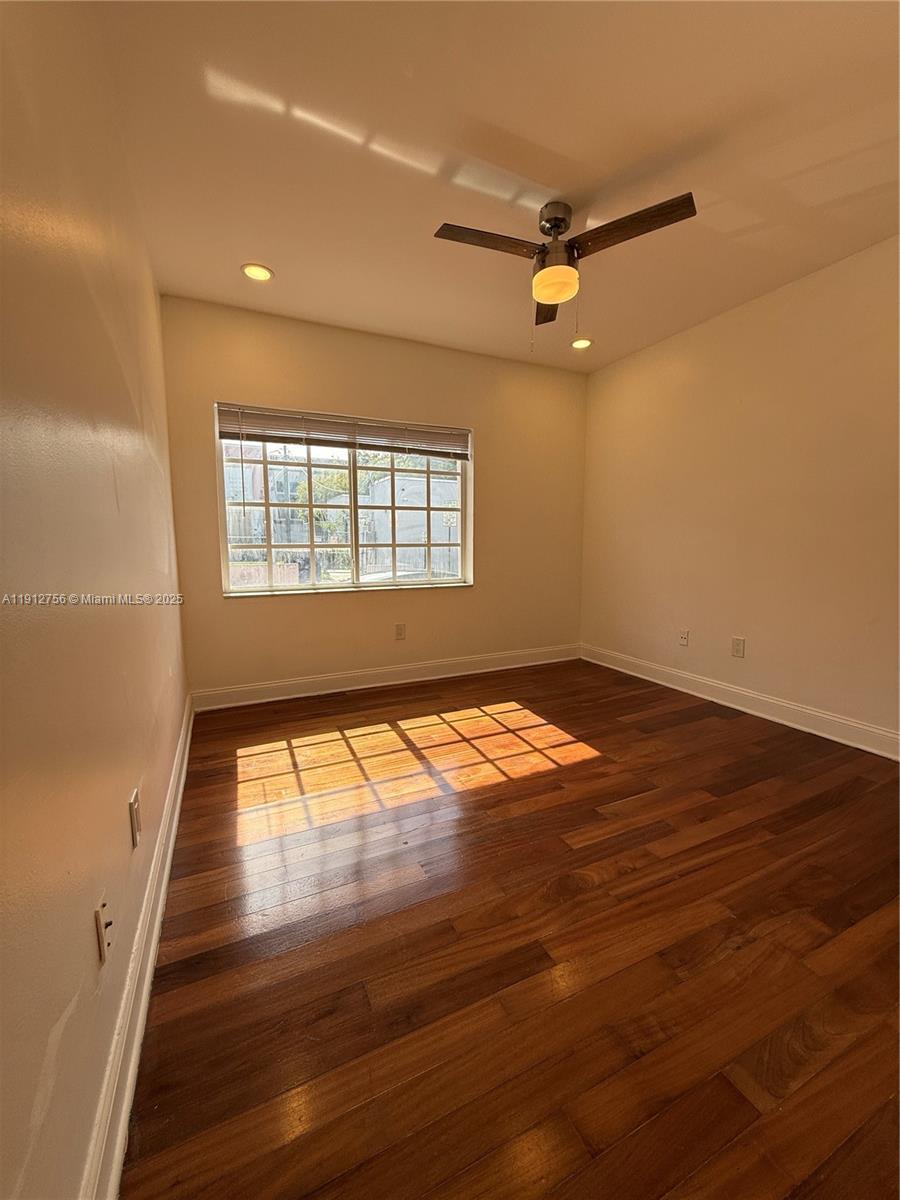 ESPANOLA VILLAS 1ST ADDN - Residential Lease