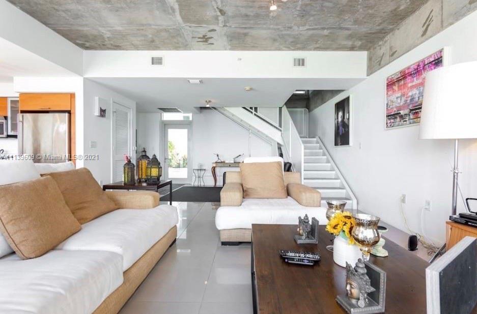 MIDBLOCK MIAMI CONDO - Residential