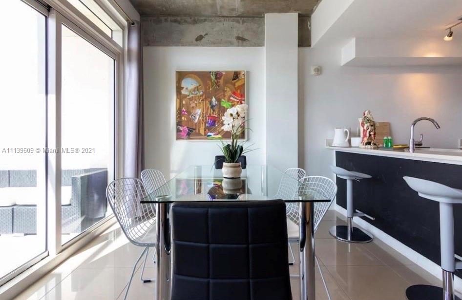 MIDBLOCK MIAMI CONDO - Residential