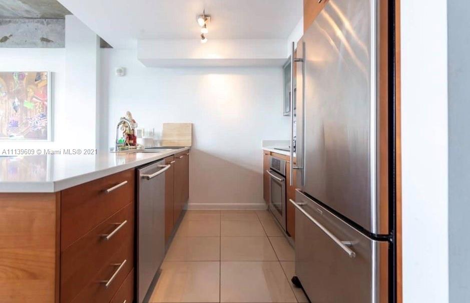 MIDBLOCK MIAMI CONDO - Residential