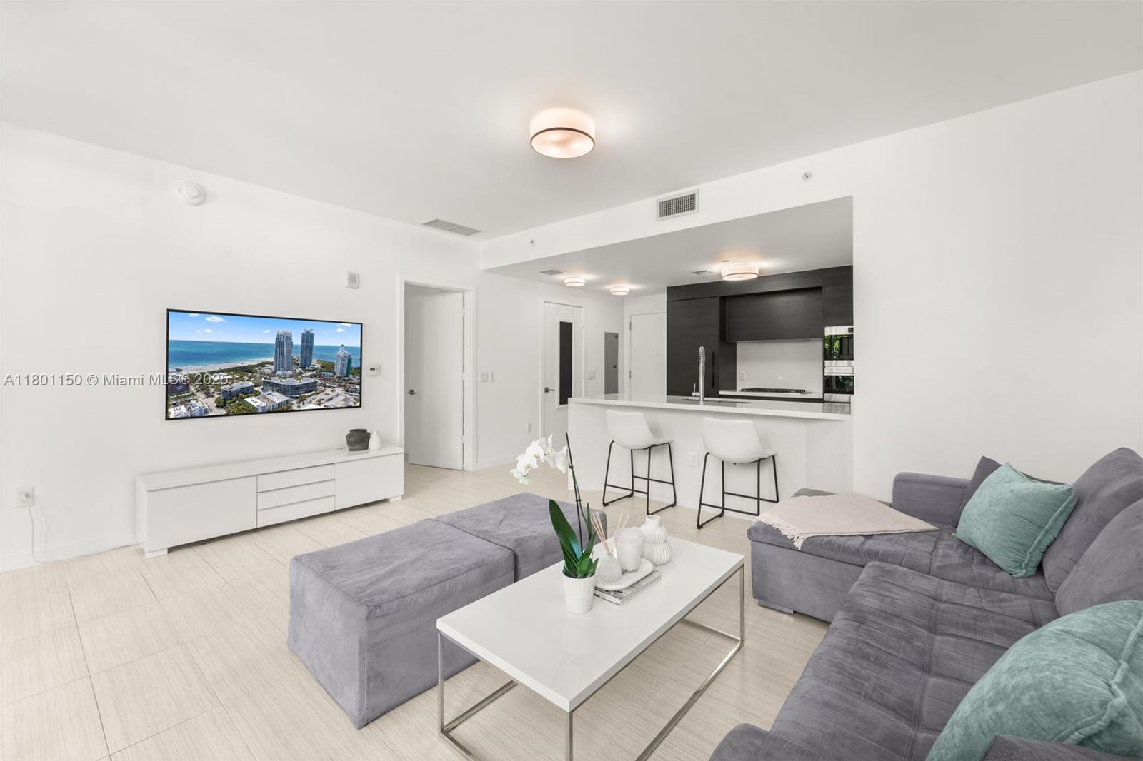 ONE OCEAN CONDO - Residential