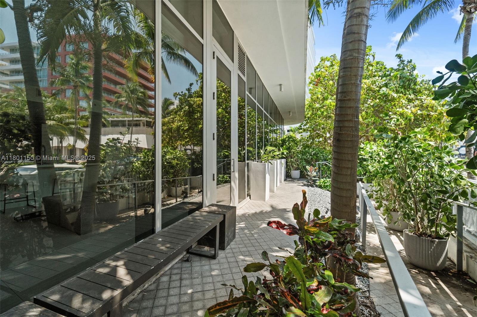 ONE OCEAN CONDO - Residential