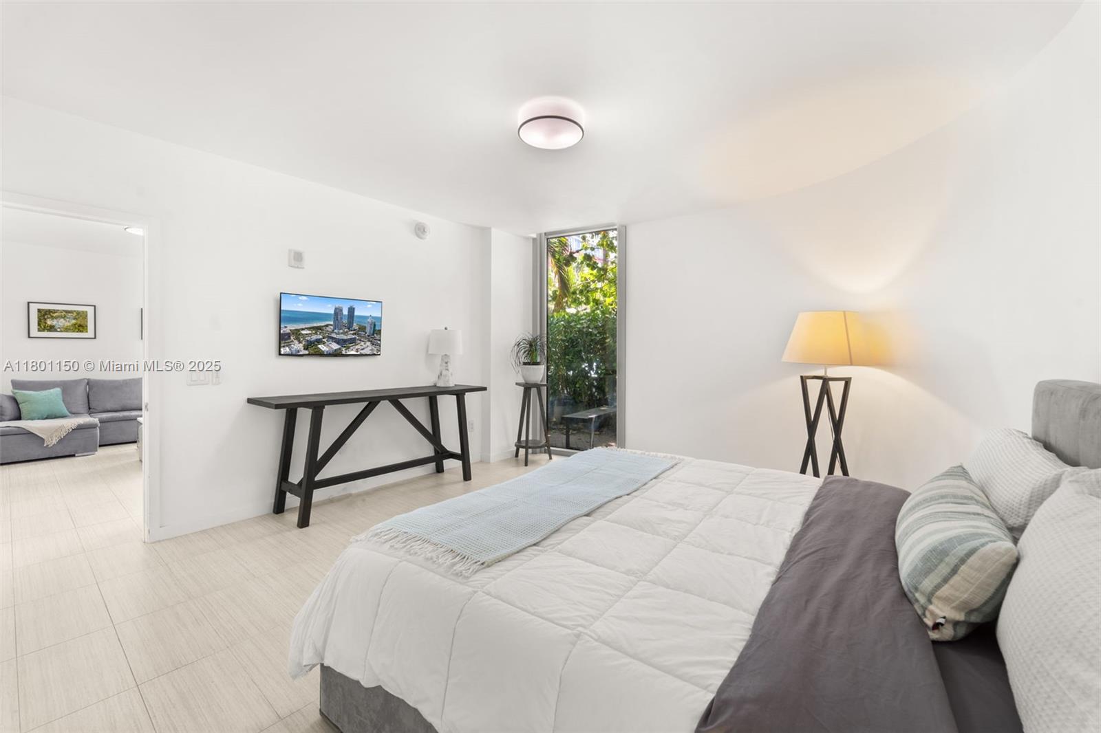 ONE OCEAN CONDO - Residential