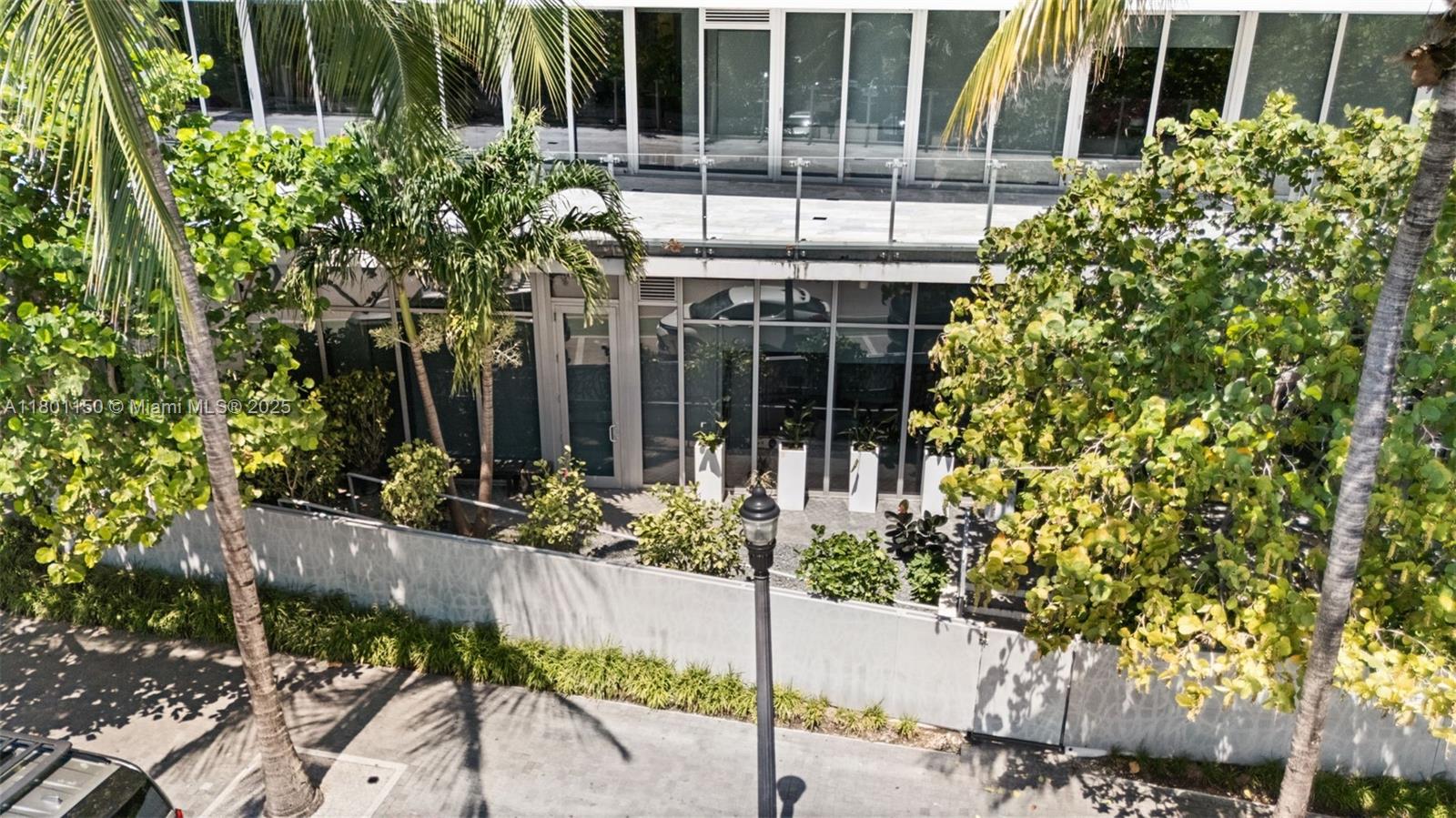 ONE OCEAN CONDO - Residential