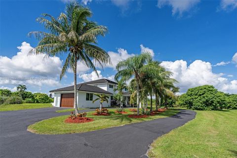 A home in Unincorporated Dade