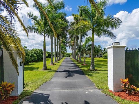 A home in Unincorporated Dade