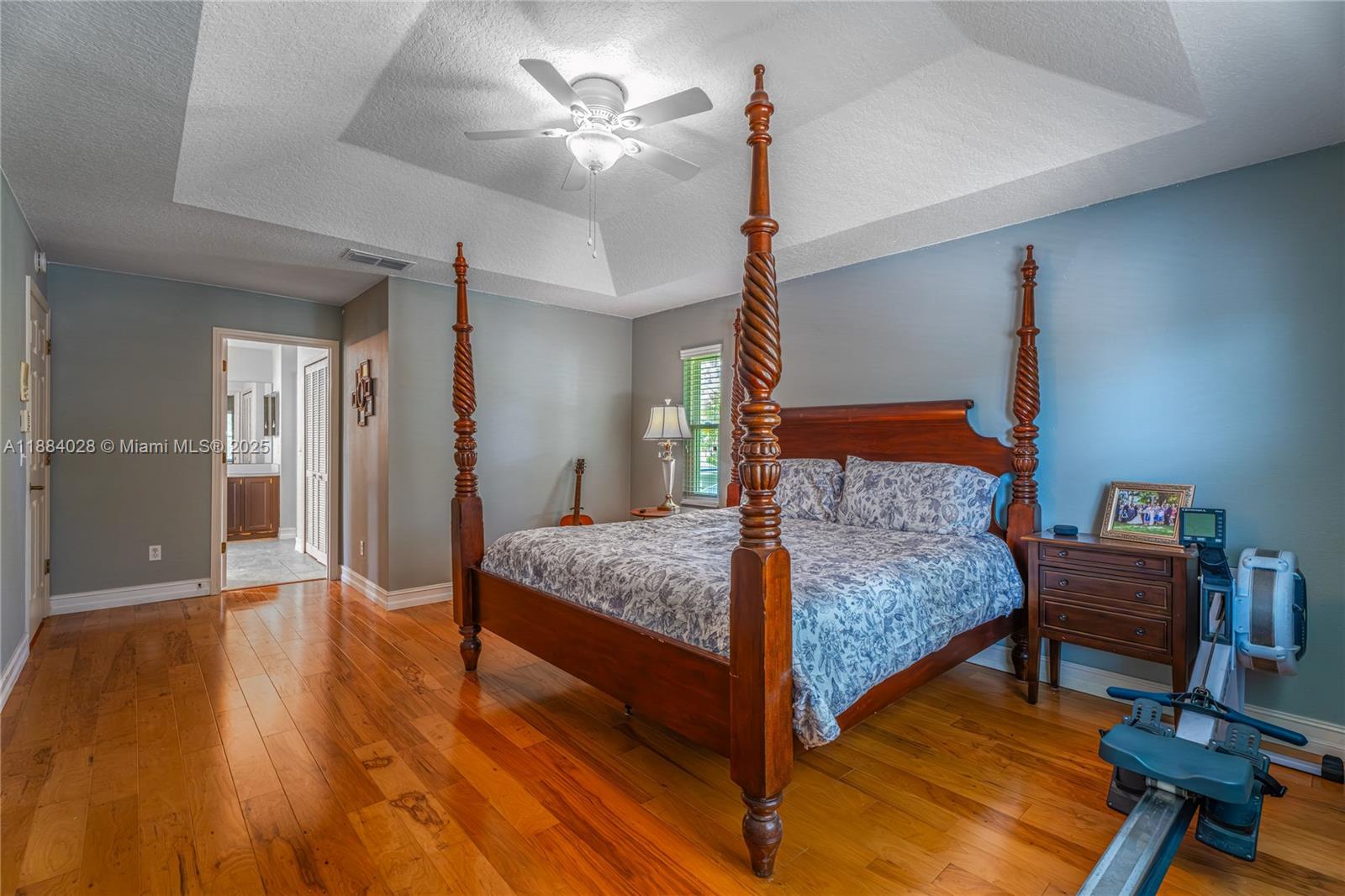 TWIN RIVERS - Residential