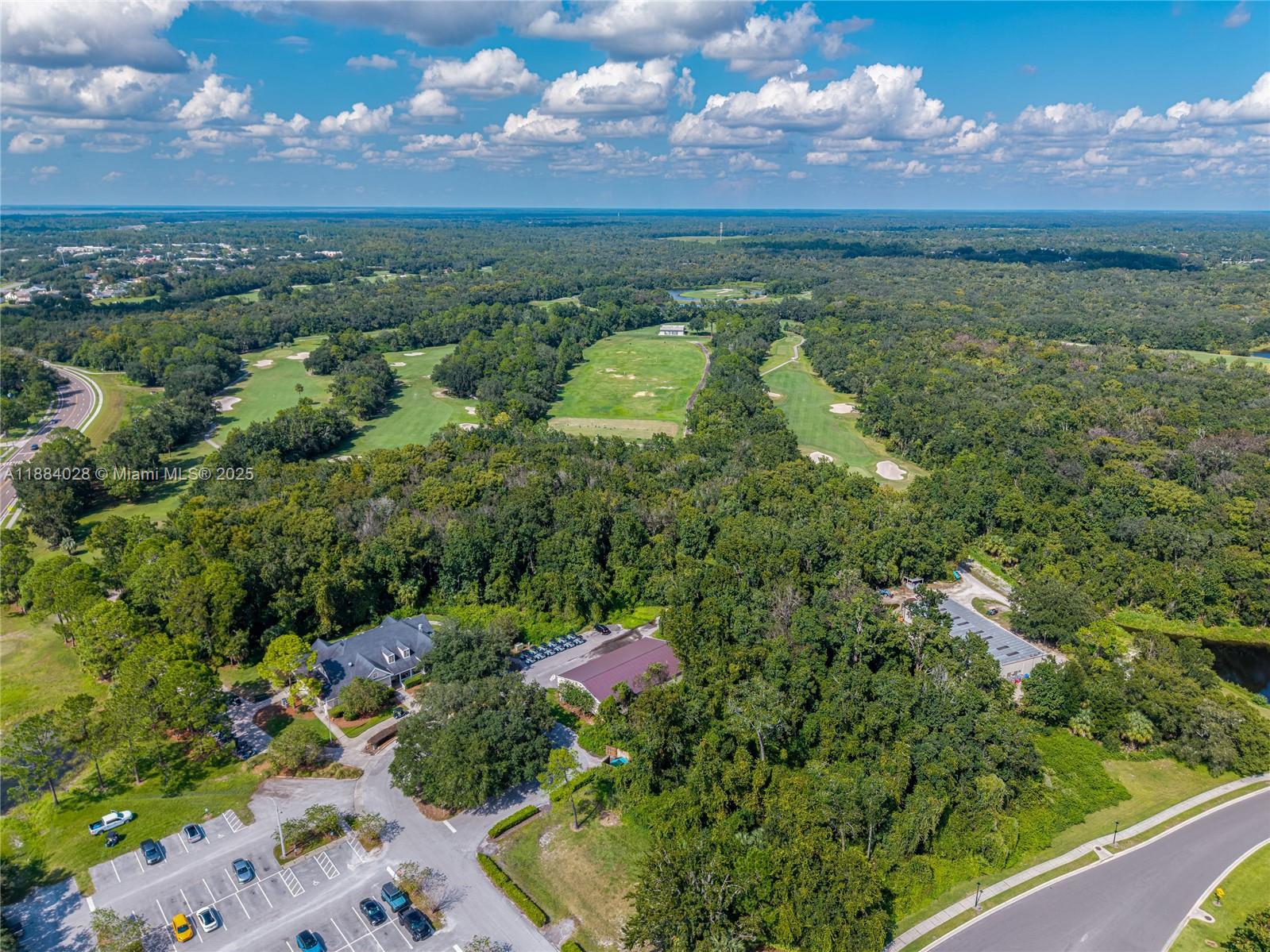 TWIN RIVERS - Residential