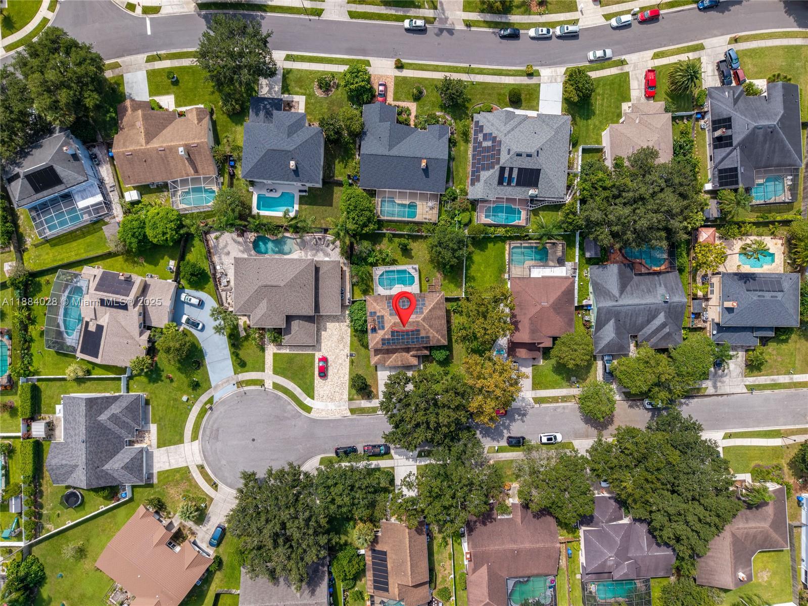 TWIN RIVERS - Residential