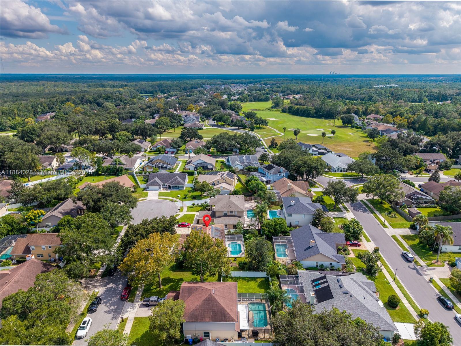 TWIN RIVERS - Residential
